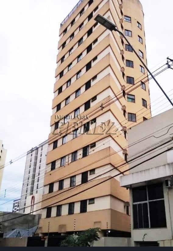 Apartamento à venda no Centro de Londrina - Edifício Amsterdam