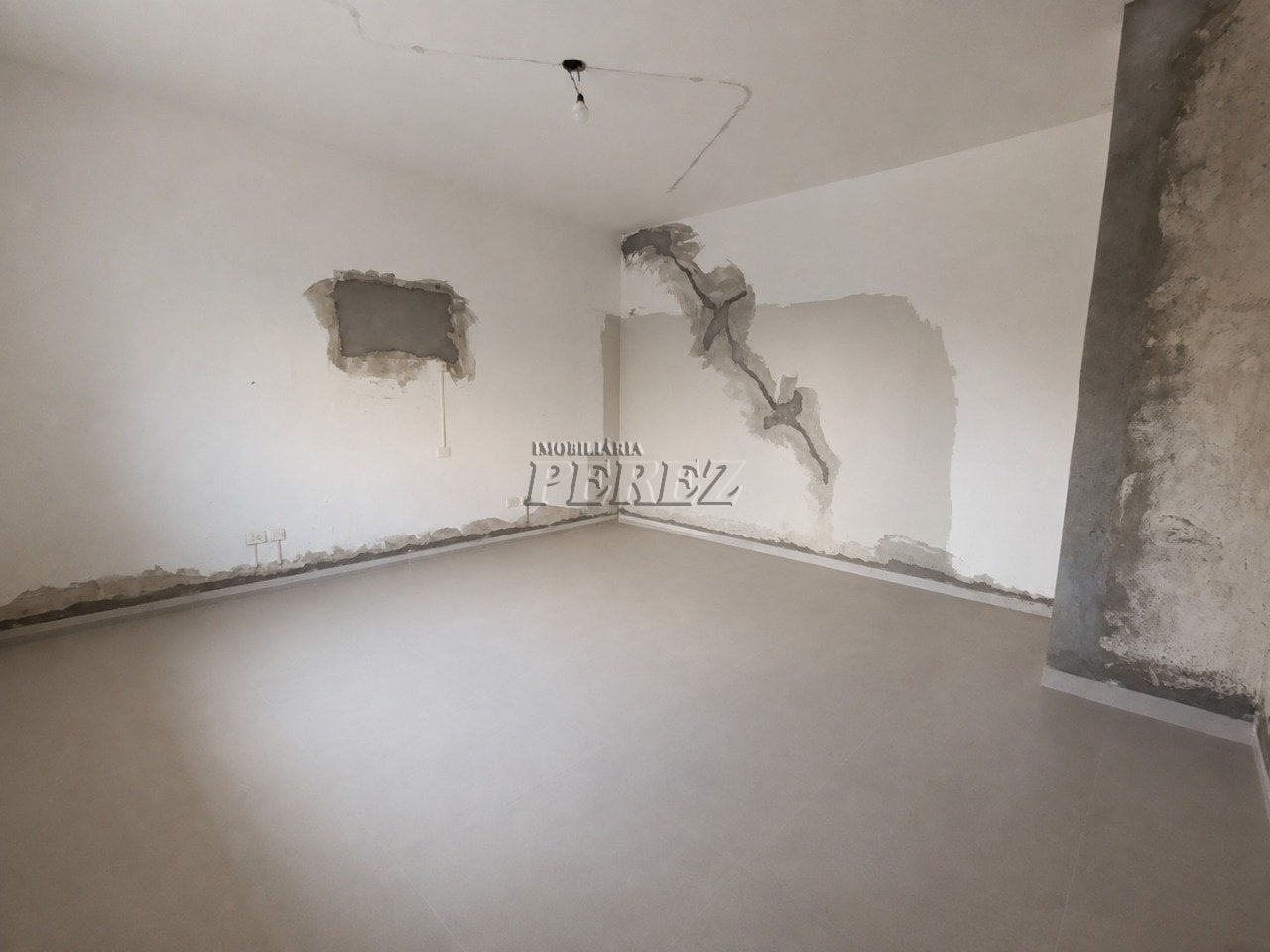Sobreloja comercial para alugar na Av. Higienópolis, centro de Londrina