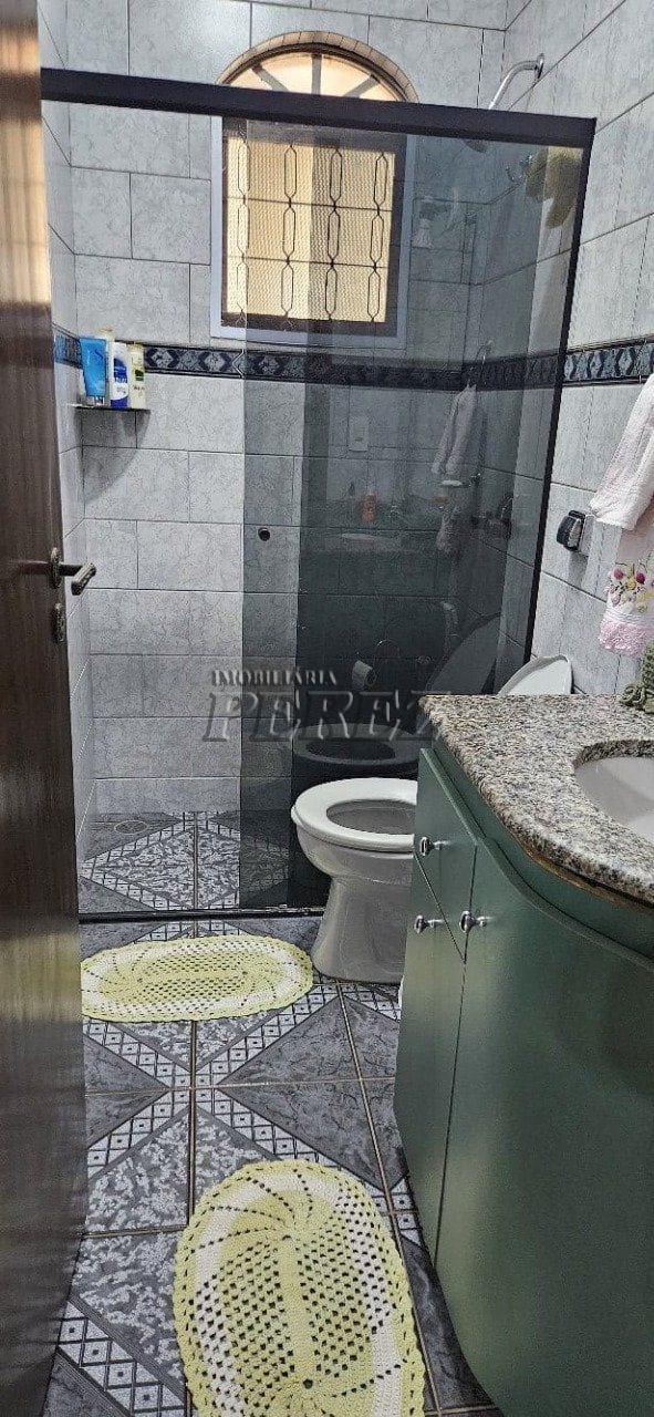 Casa à venda na região leste de Londrina - Califórnia