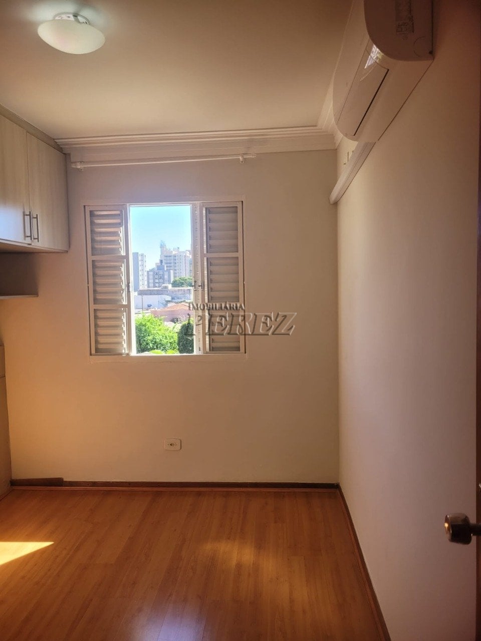 Apartamento para alugar no centro de Londrina - Edifício Tom Jobim