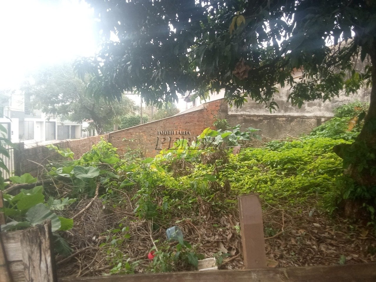 Terreno à venda no Jardim Andrade, região oeste de Londrina