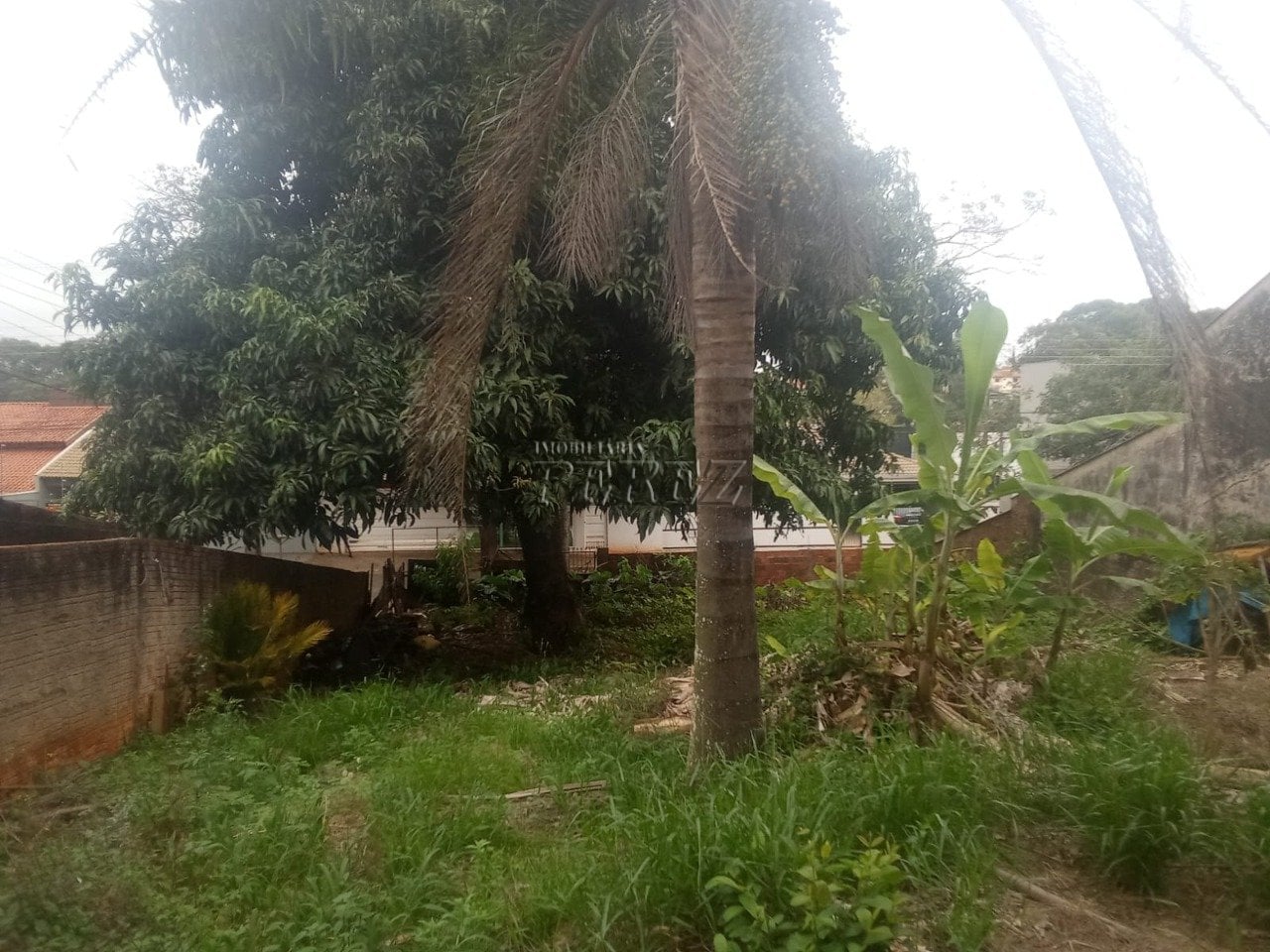 Terreno à venda no Jardim Andrade, região oeste de Londrina