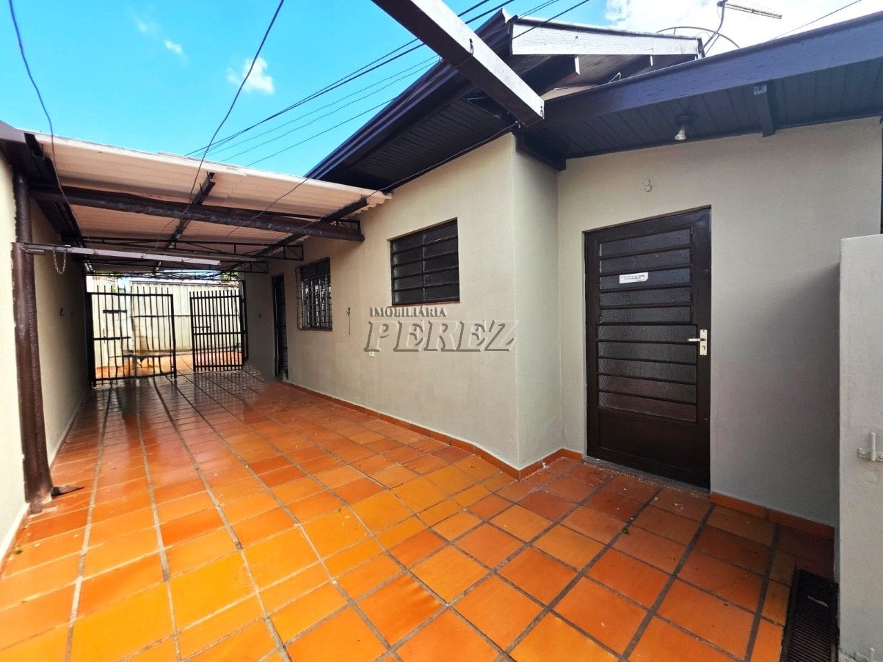 Casa para alugar na região leste de Londrina - Jardim Alah