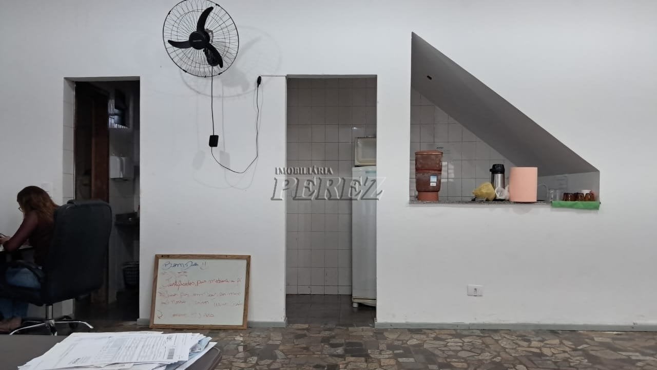 Barracão à venda no Waldemar Hauer, região leste de Londrina