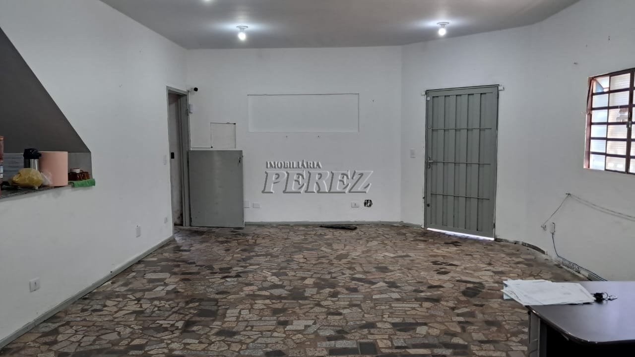 Barracão à venda no Waldemar Hauer, região leste de Londrina
