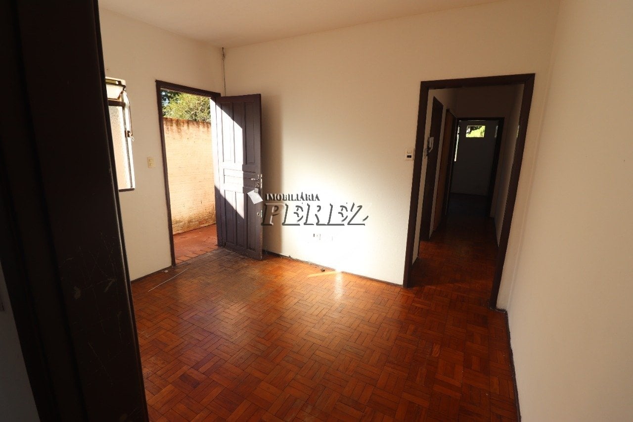 Casa à venda na Vila Larsen no centro de Londrina