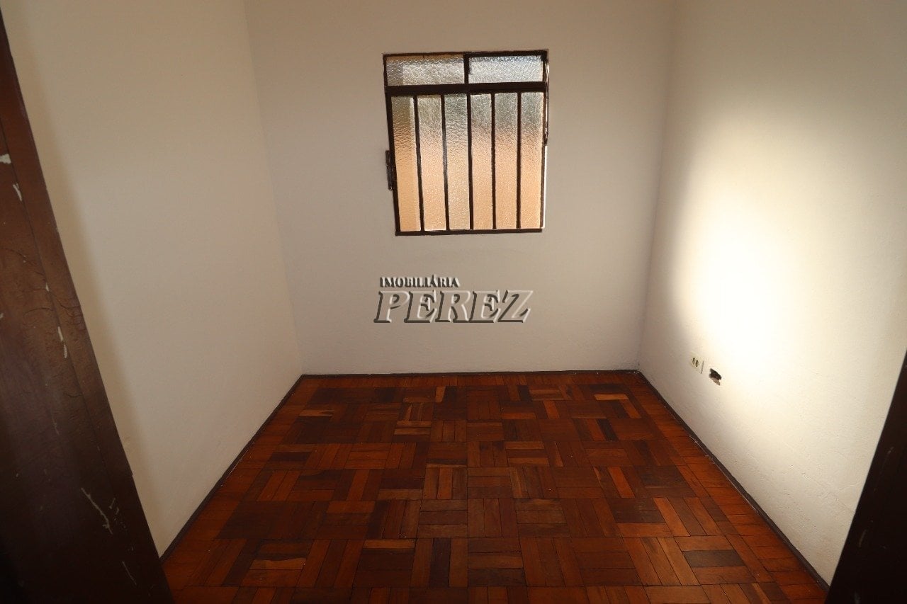 Casa à venda na Vila Larsen no centro de Londrina