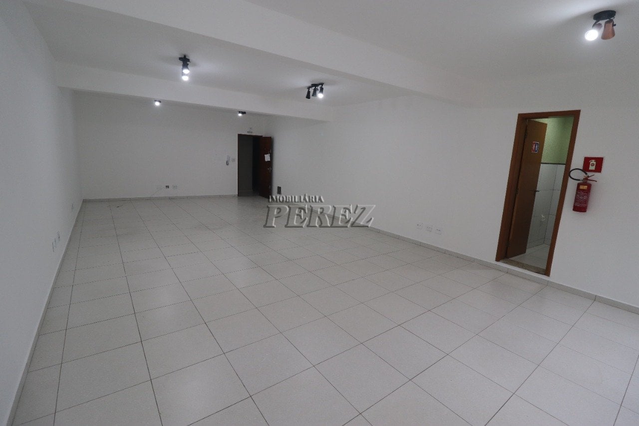 Sala comercial para alugar no centro de Londrina - Beira Alta