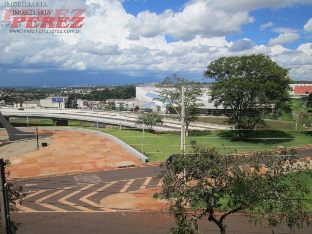 Apartamento para alugar no centro de Londrina - Edifício Arimã