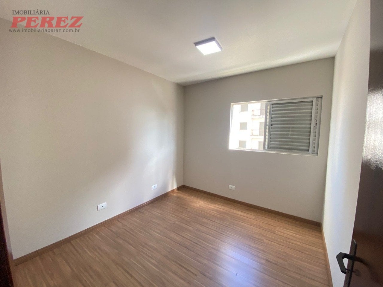 Apartamento à venda no Residencial Villa Grega - Centro de Londrina