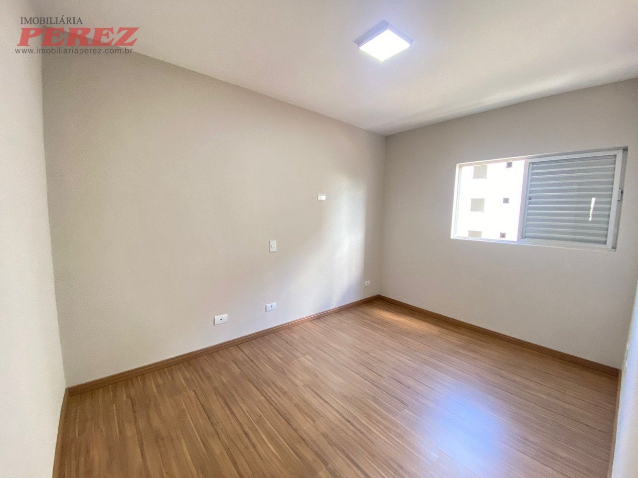 Apartamento à venda no Residencial Villa Grega - Centro de Londrina