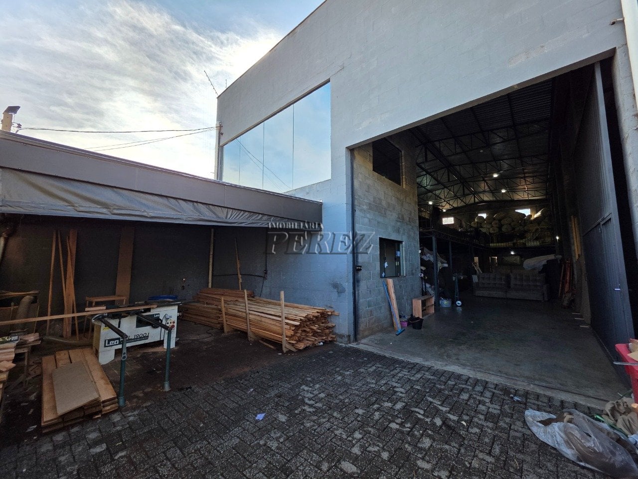 Barracão para alugar no Jardim Tropical na região norte de Londrina