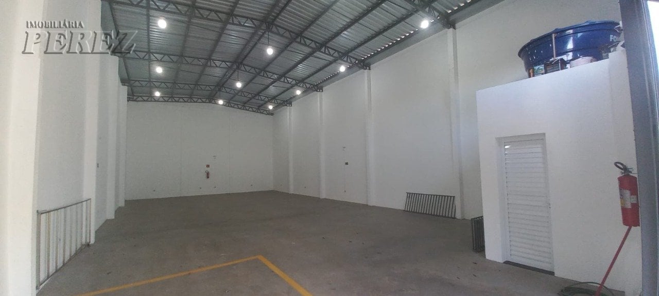 Barracão para alugar na região norte de Londrina - Vivi Xavier