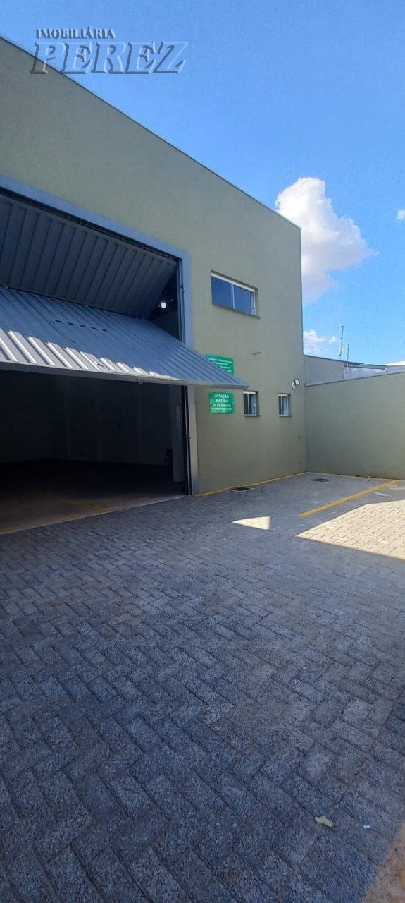 Barracão para alugar na região norte de Londrina - Vivi Xavier