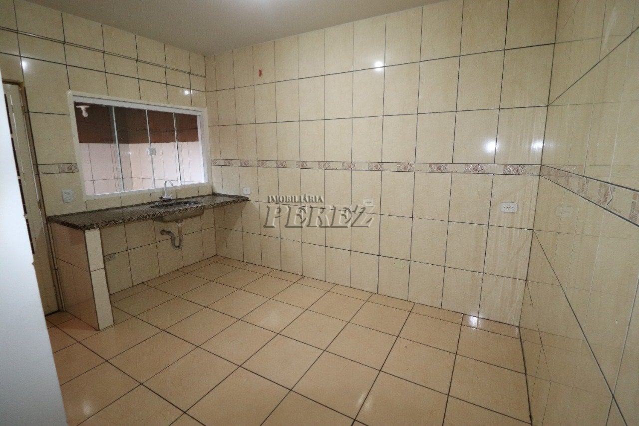 Casa para alugar na região leste em Londrina.