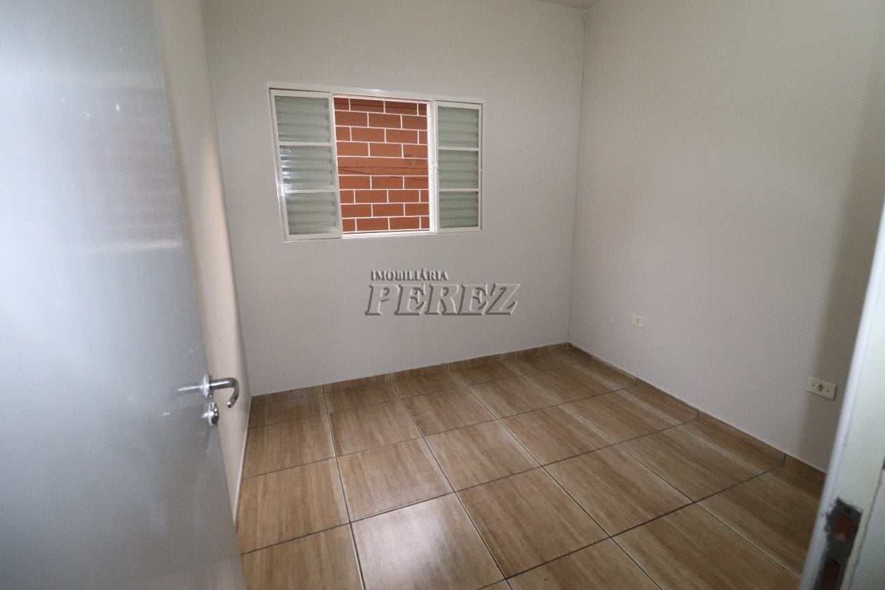 Casa para alugar na região leste em Londrina.