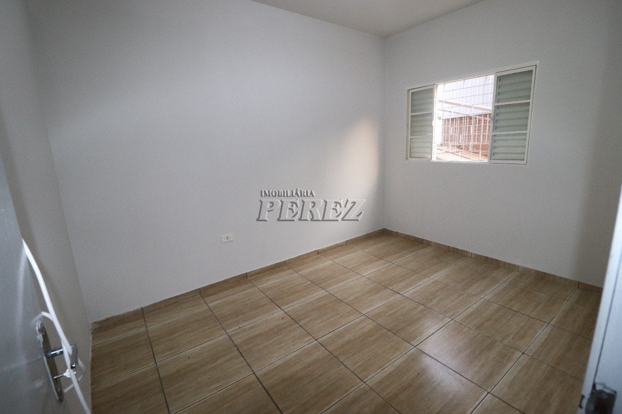 Casa para alugar na região leste em Londrina.