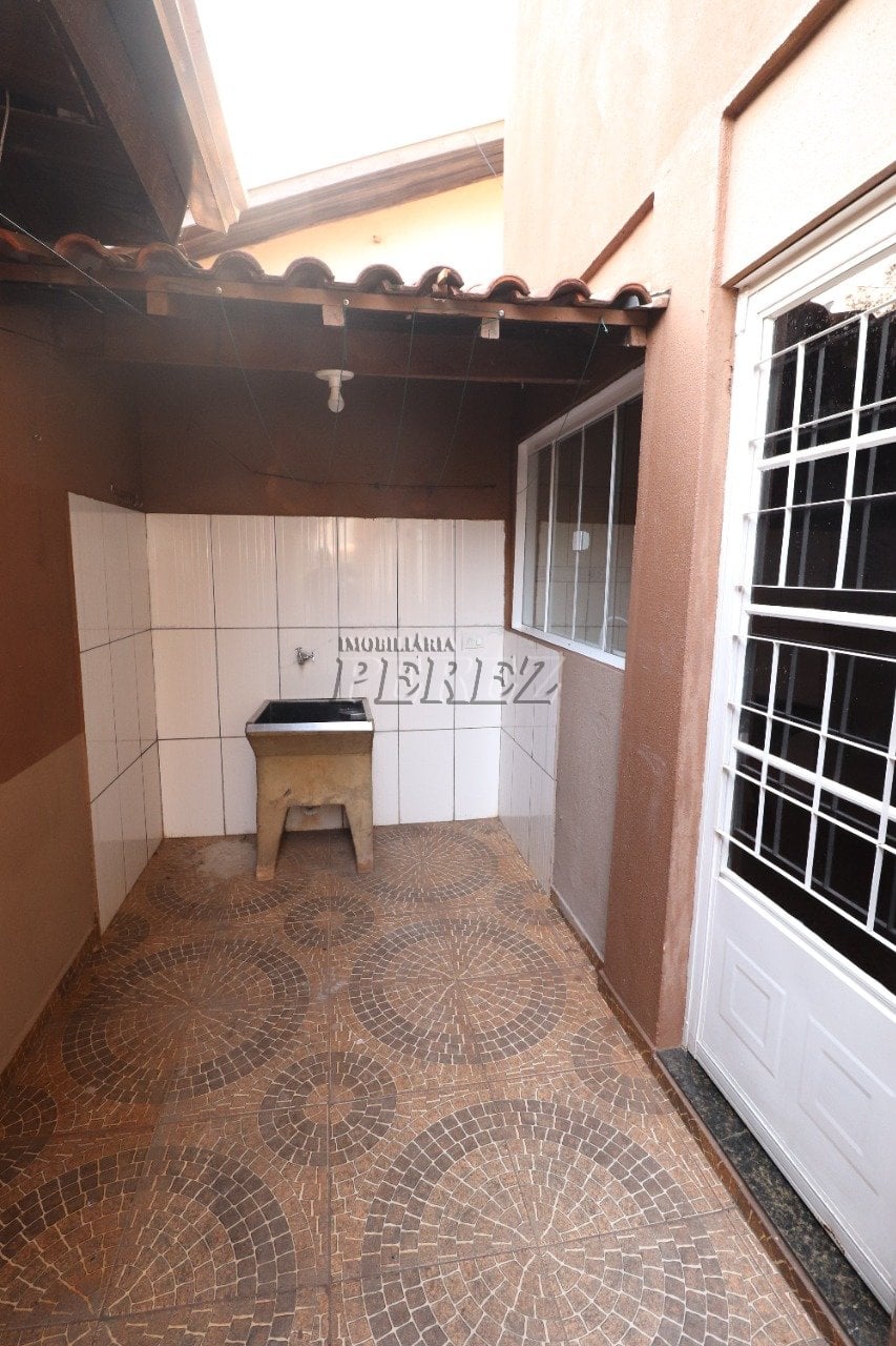 Casa para alugar na região leste em Londrina.