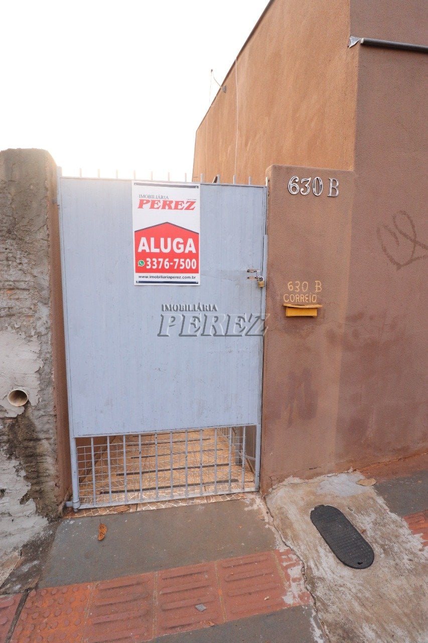Casa para alugar na região leste em Londrina.