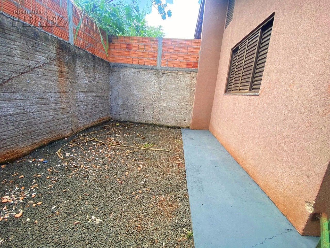 A Imobiliária Perez oferece a você mais uma ótima oportunidade de casa para locação em Londrina.
