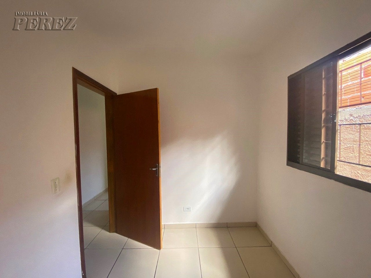 A Imobiliária Perez oferece a você mais uma ótima oportunidade de casa para locação em Londrina.