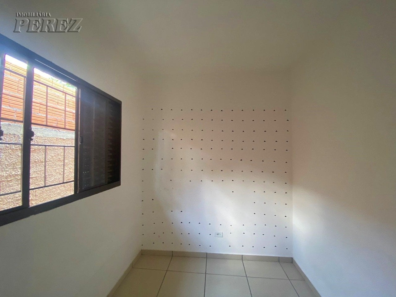 A Imobiliária Perez oferece a você mais uma ótima oportunidade de casa para locação em Londrina.