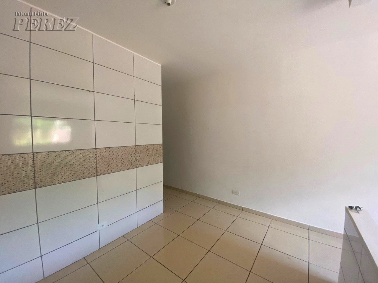 A Imobiliária Perez oferece a você mais uma ótima oportunidade de casa para locação em Londrina.