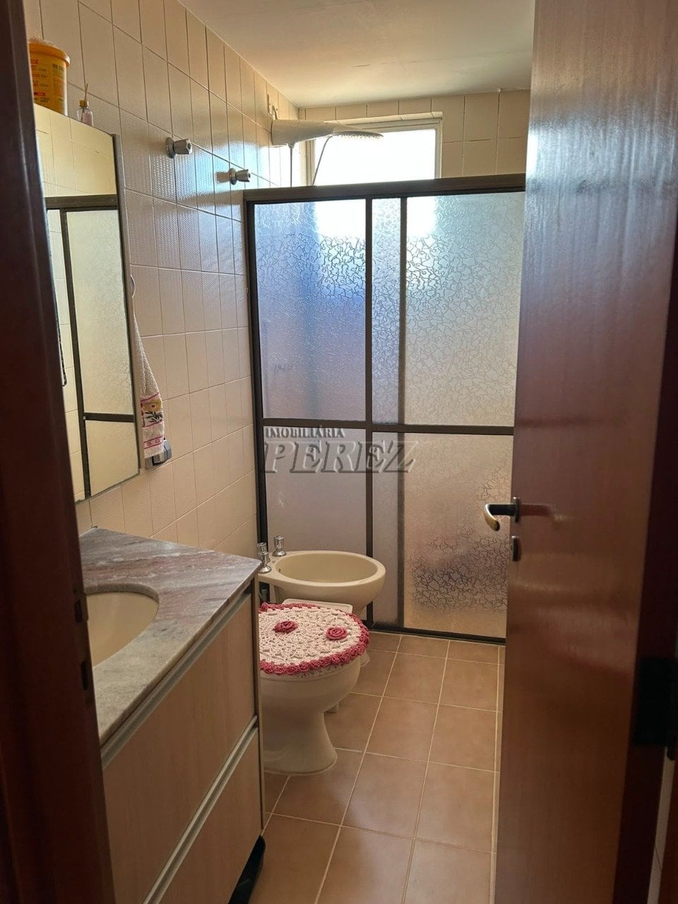 Apartamento à venda no Edifício Ibiúna - Centro de Londrina