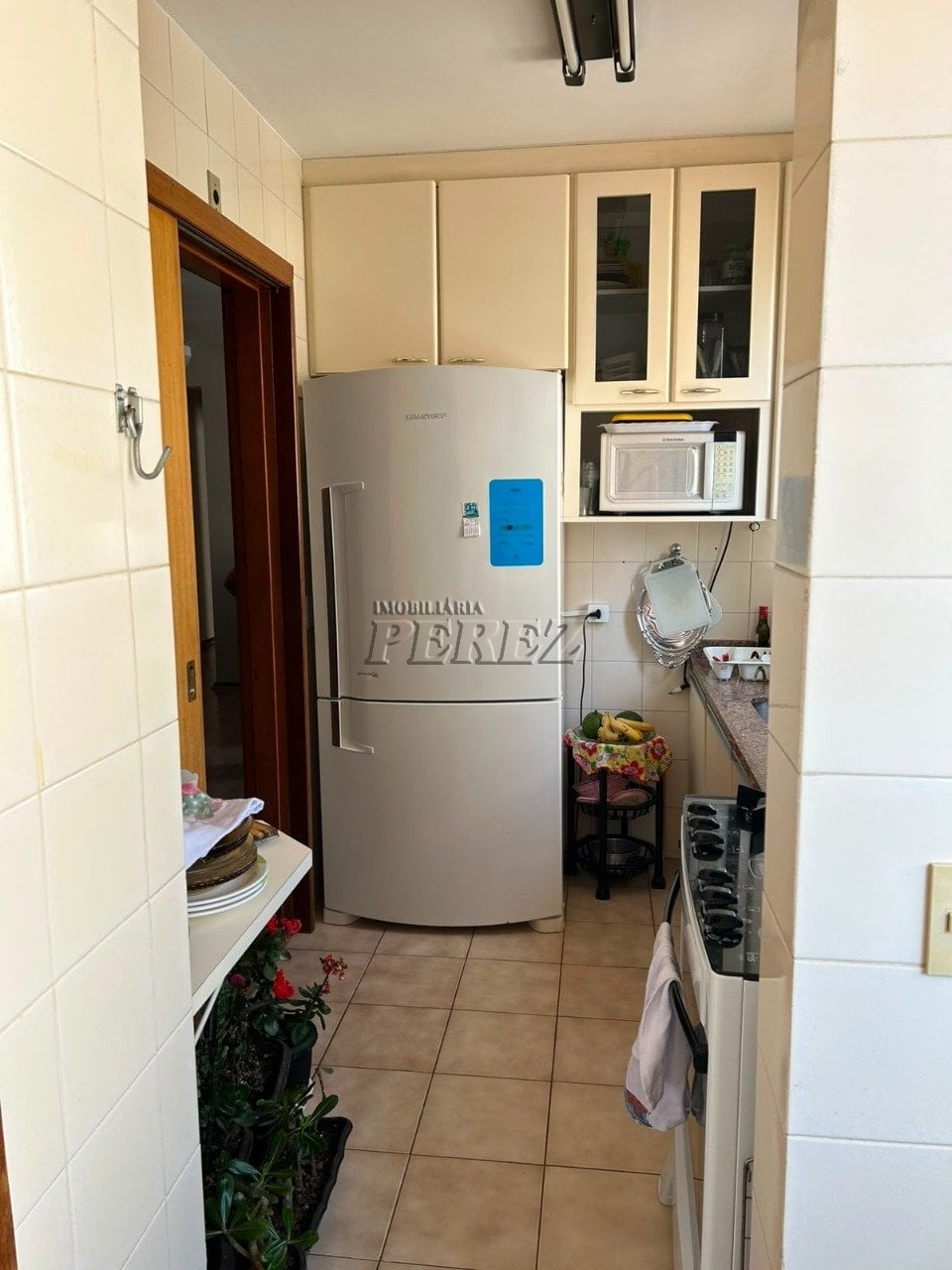Apartamento à venda no Edifício Ibiúna - Centro de Londrina