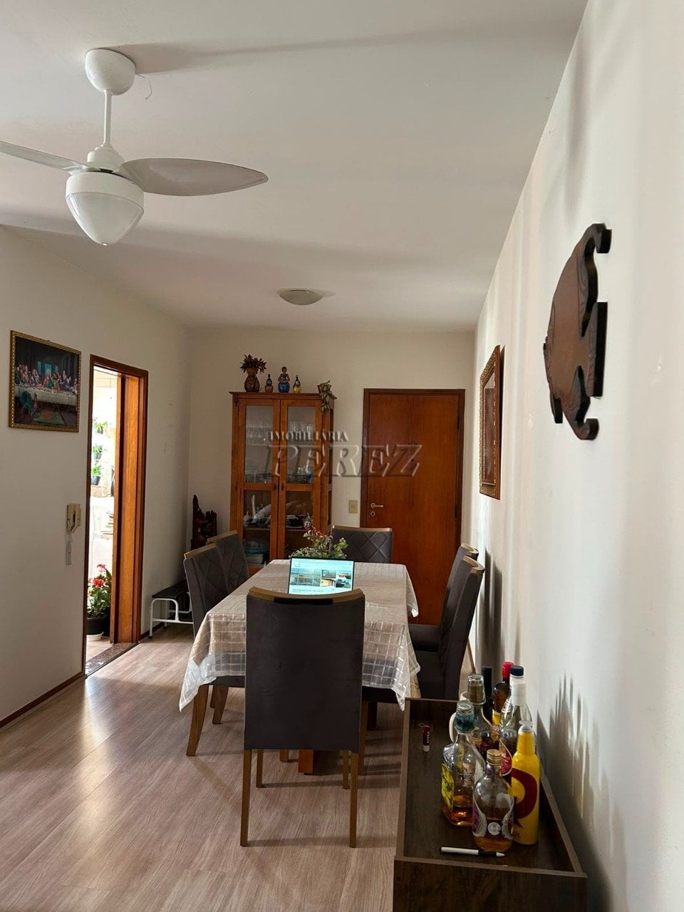 Apartamento à venda no Edifício Ibiúna - Centro de Londrina