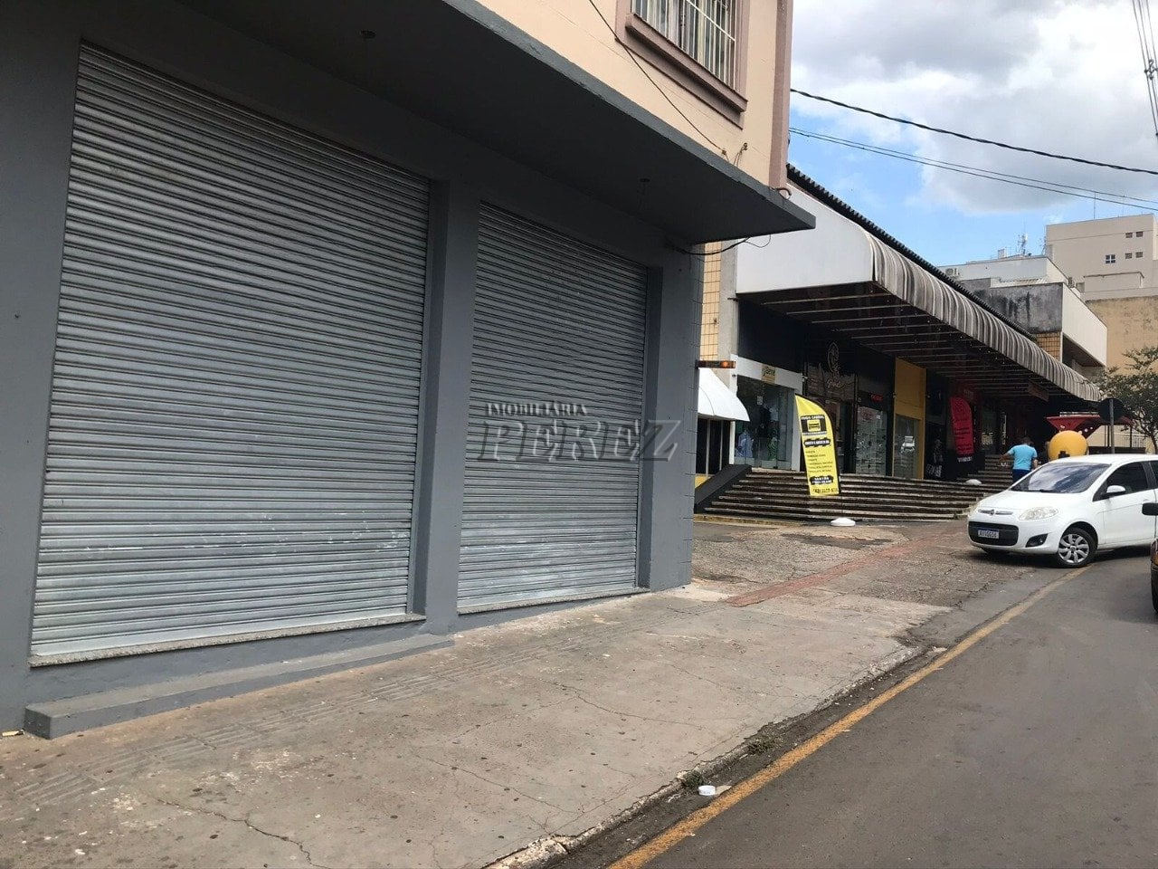 A Imobiliária Perez oferece à você mais uma ótima oportunidade de salão comercial para locação em Londrina.em Londrina.