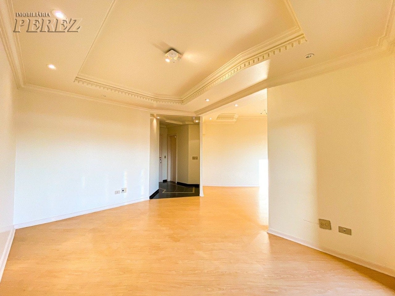 Apartamento para alugar no Edifício Coral Gables no centro de Londrina