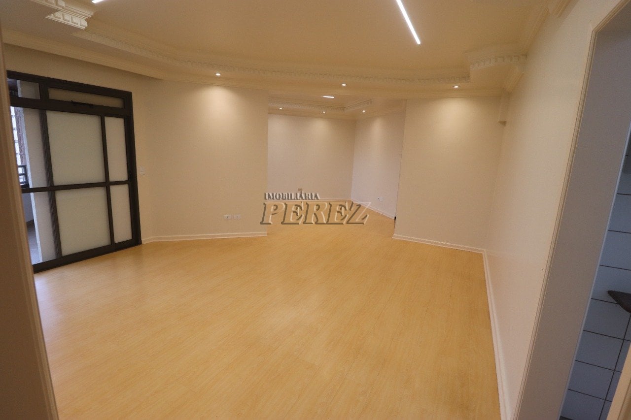 Apartamento para alugar no Edifício Coral Gables no centro de Londrina