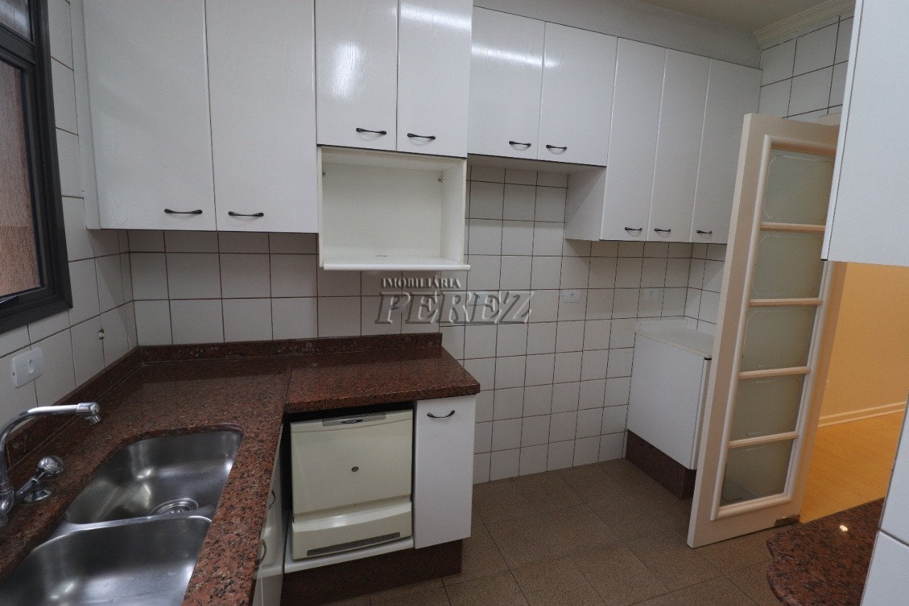 Apartamento para alugar no Edifício Coral Gables no centro de Londrina