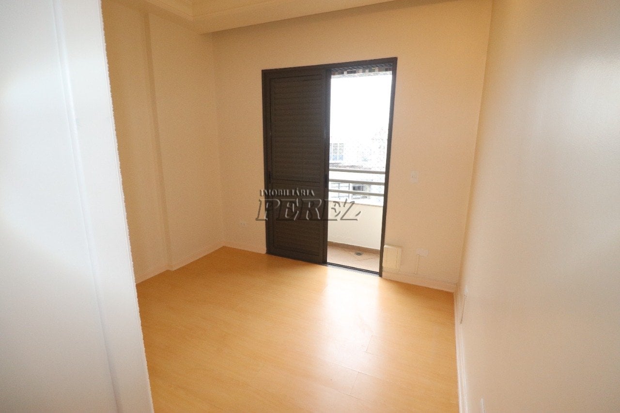 Apartamento para alugar no Edifício Coral Gables no centro de Londrina