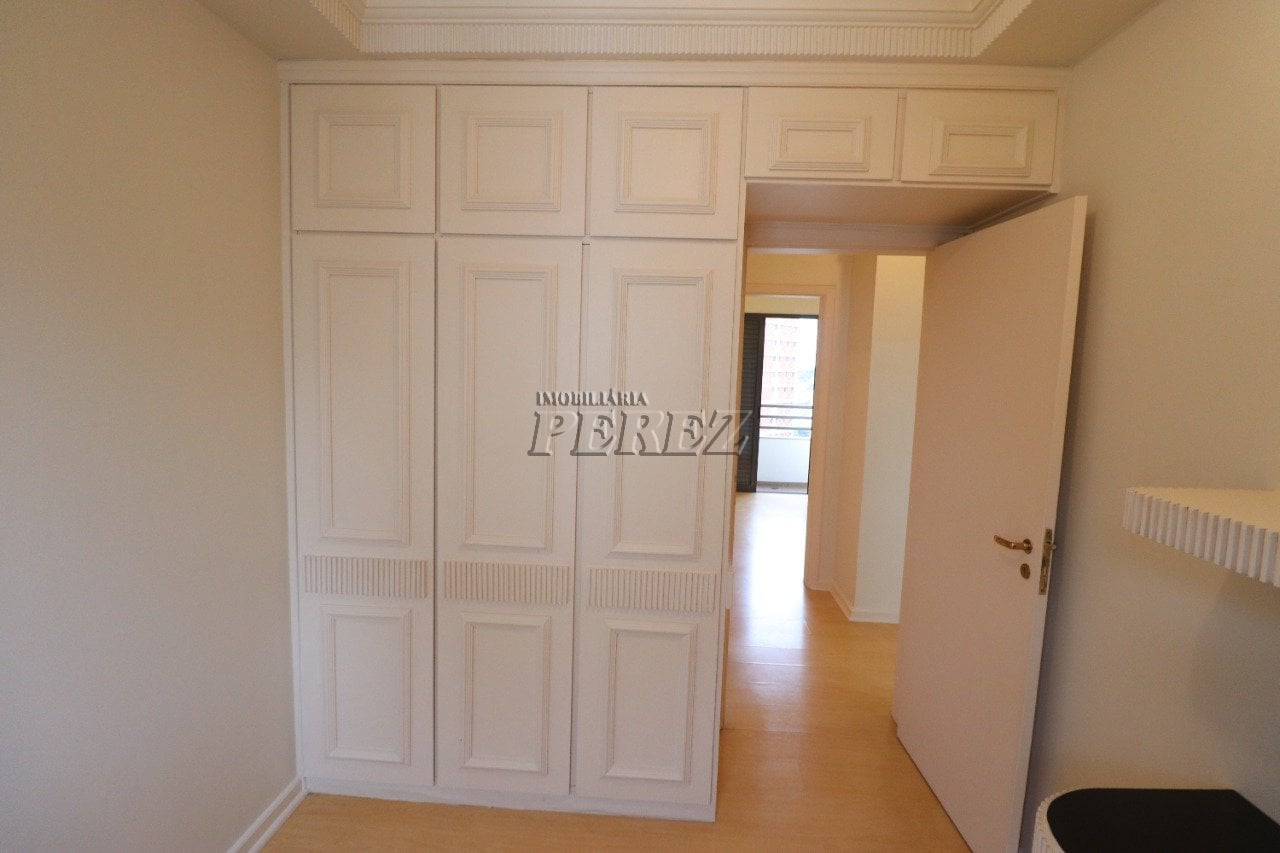 Apartamento para alugar no Edifício Coral Gables no centro de Londrina