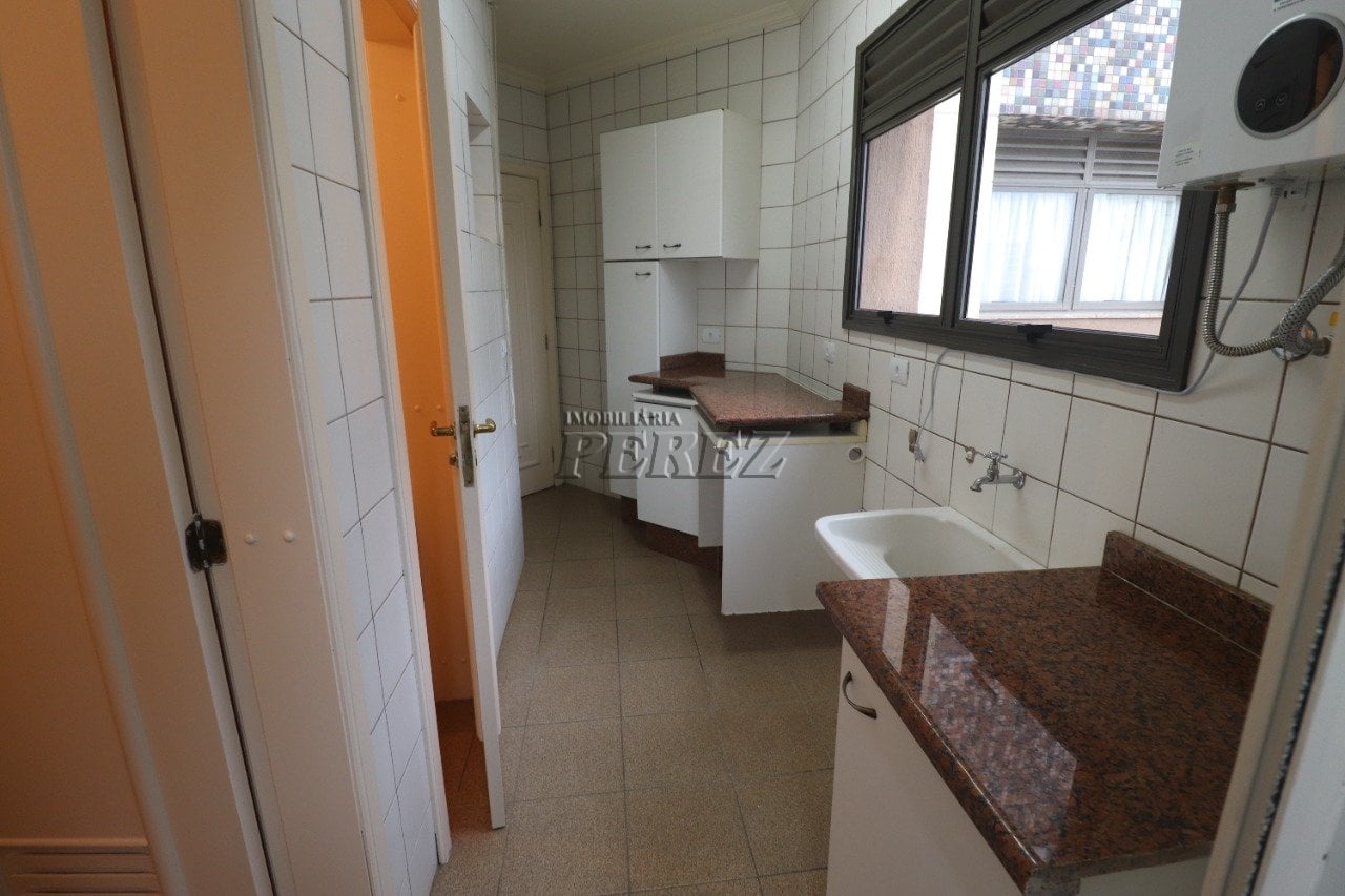 Apartamento para alugar no Edifício Coral Gables no centro de Londrina