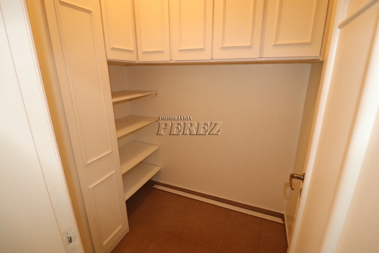 Apartamento para alugar no Edifício Coral Gables no centro de Londrina