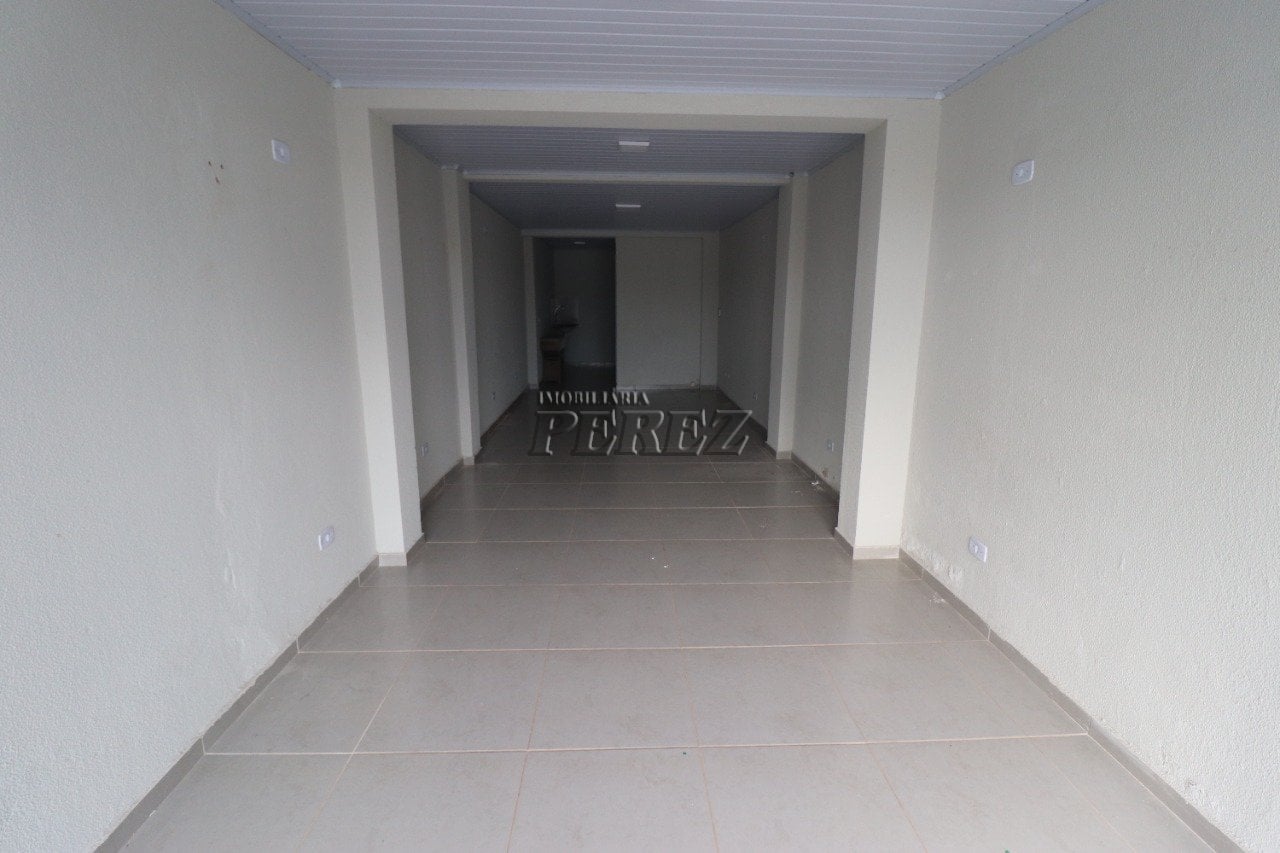 Sala comercial para alugar na Av. Presidente Abraham Lincoln, região sul de Londrina