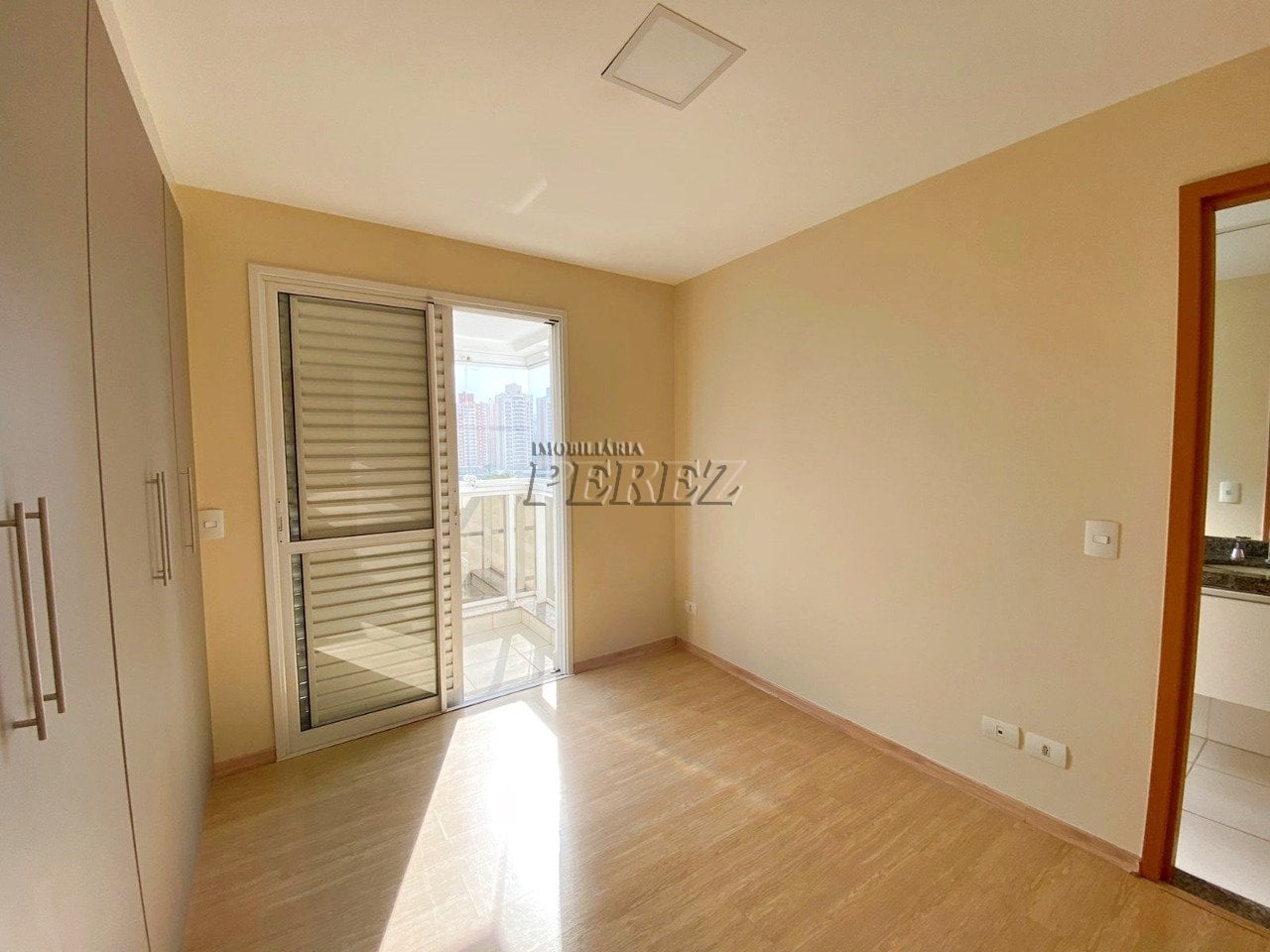Apartamento para alugar na Gleba Palhano em Londrina, Edifício Fountain Hit Residence