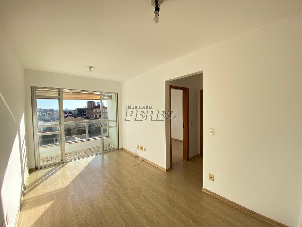 Apartamento à venda no Residencial Bertipaglia na região oeste de Londrina
