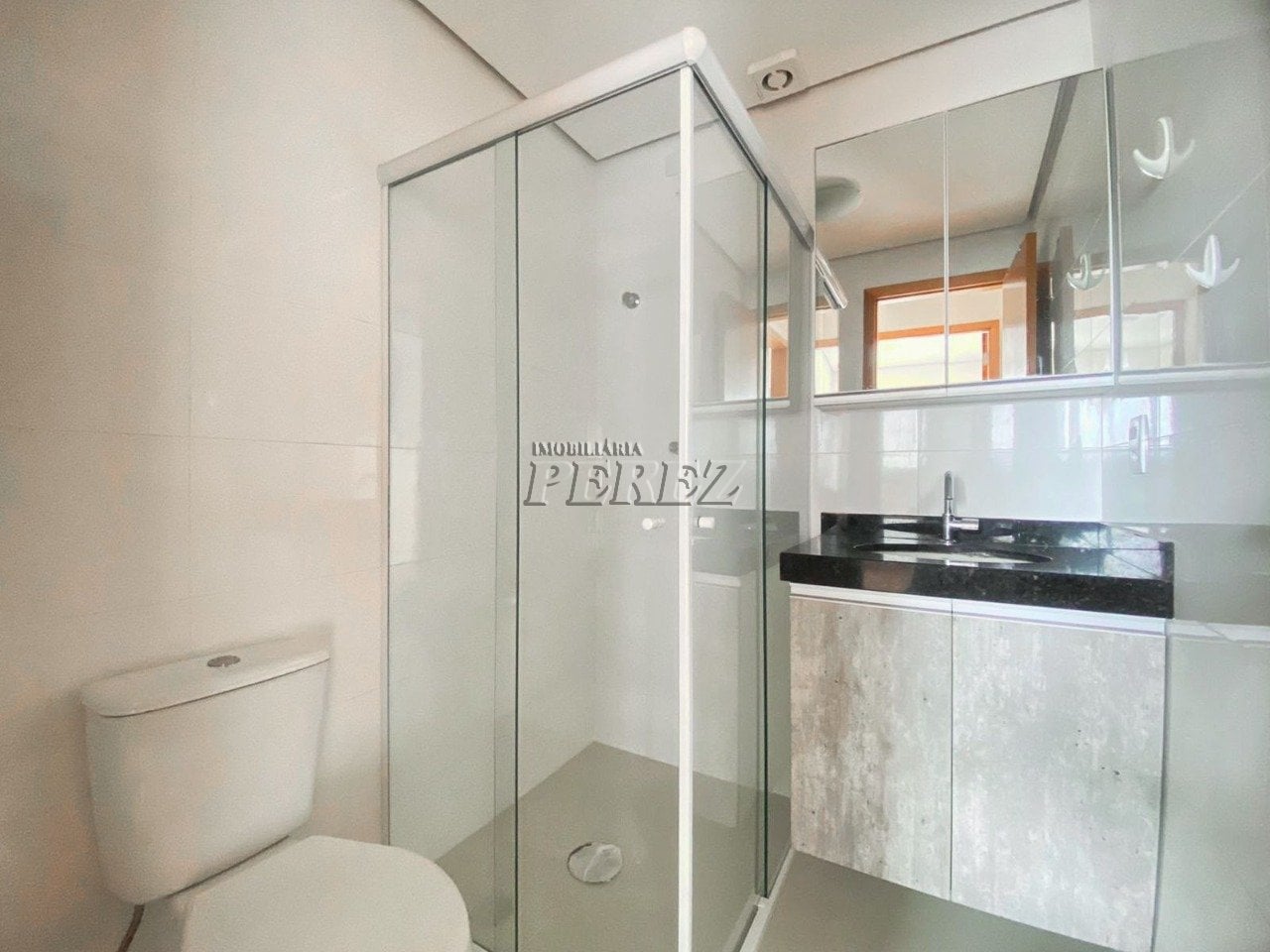 Apartamento para alugar no centro de Londrina, Edifício Aruak.