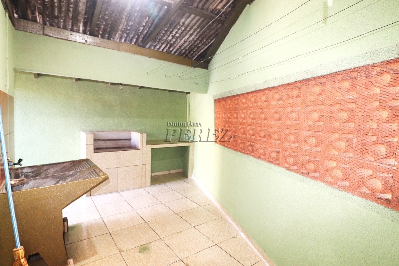Casa para alugar no Jardim Ideal, região leste de Londrina.