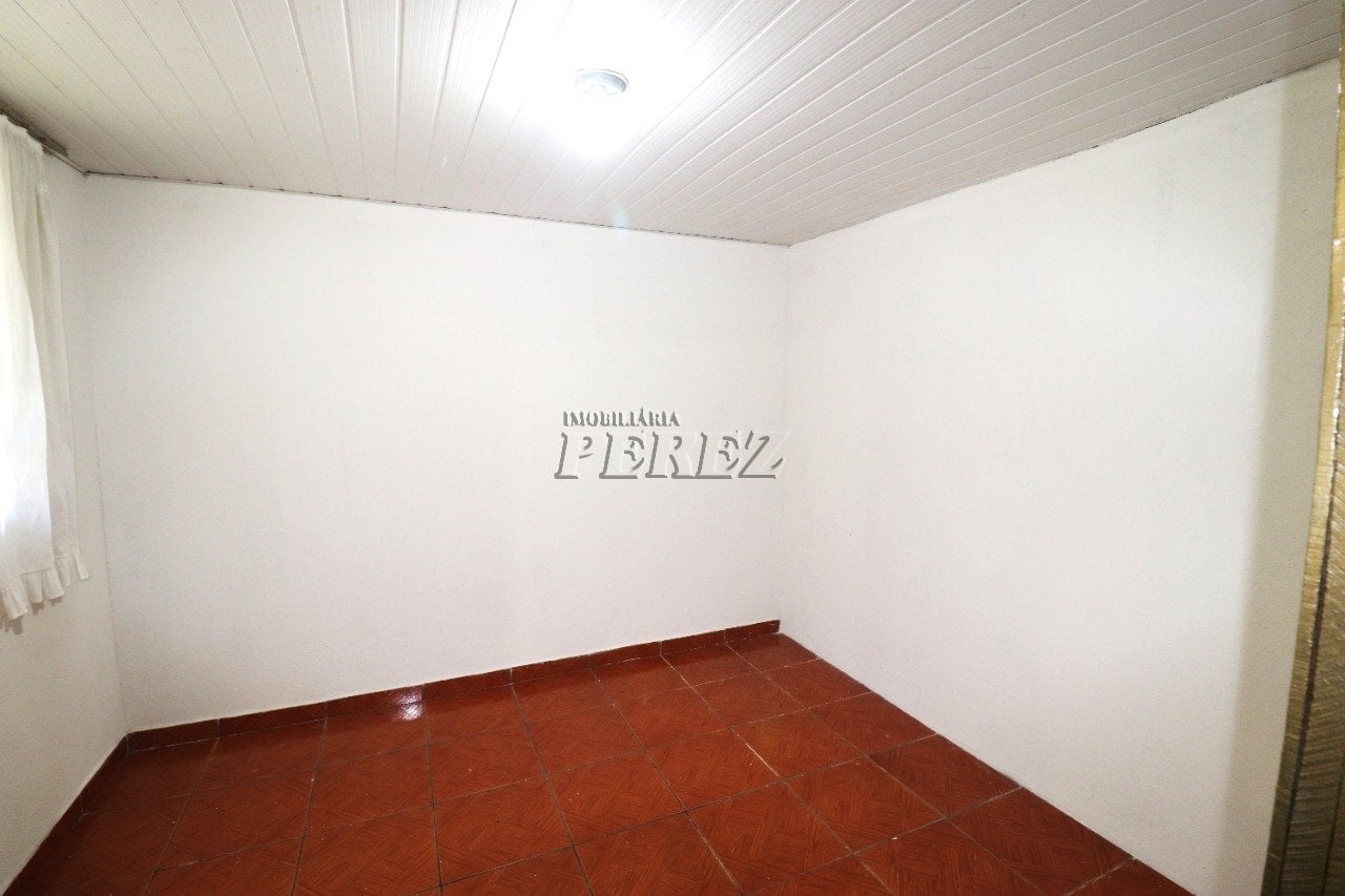 Casa para alugar no Jardim Ideal, região leste de Londrina.