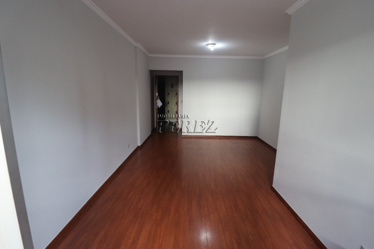 Apartamento para venda e locação no Edifício Porto Bello na região oeste de Londrina