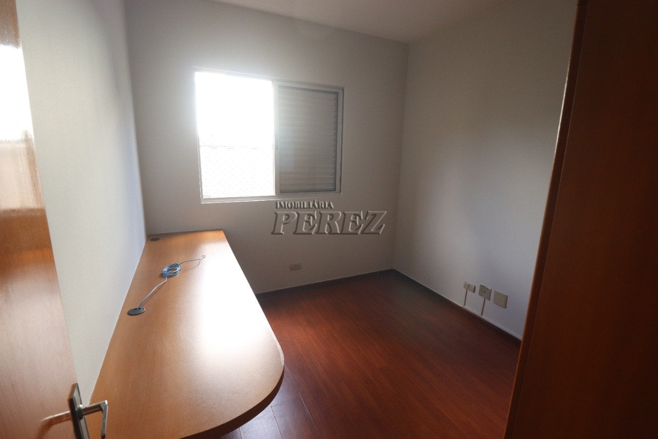 Apartamento para venda e locação no Edifício Porto Bello na região oeste de Londrina