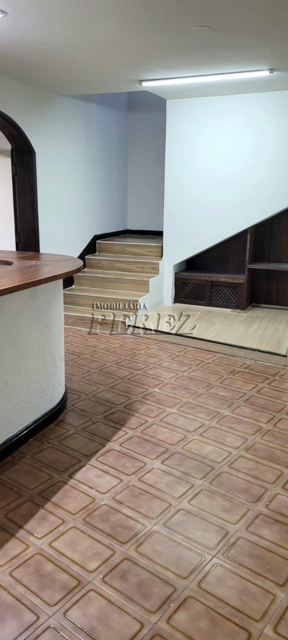 Salão comercial para alugar na Rua Araguaia, centro de Londrina