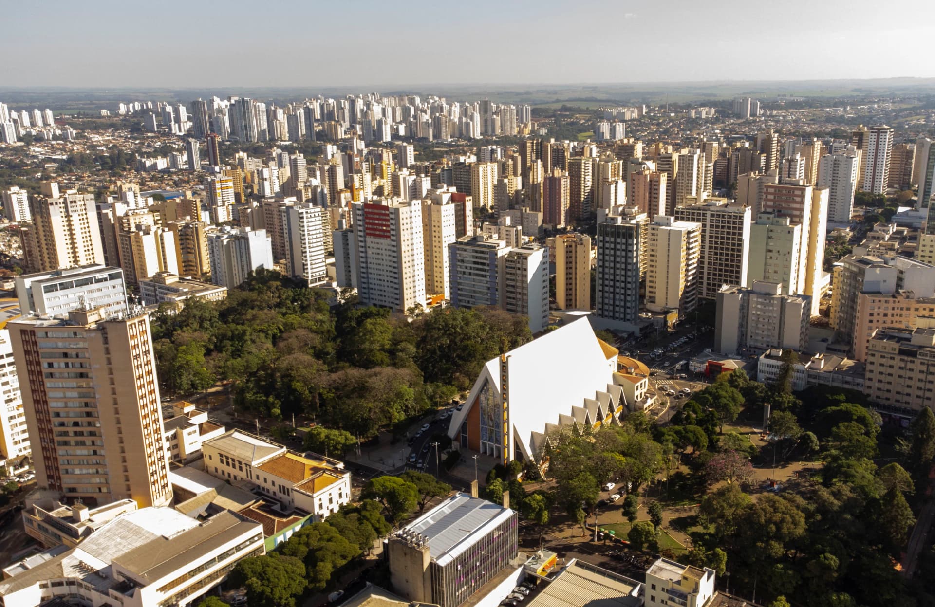 Centro de Londrina: por que a região segue estratégica para morar, investir e garantir alta liquidez imobiliária