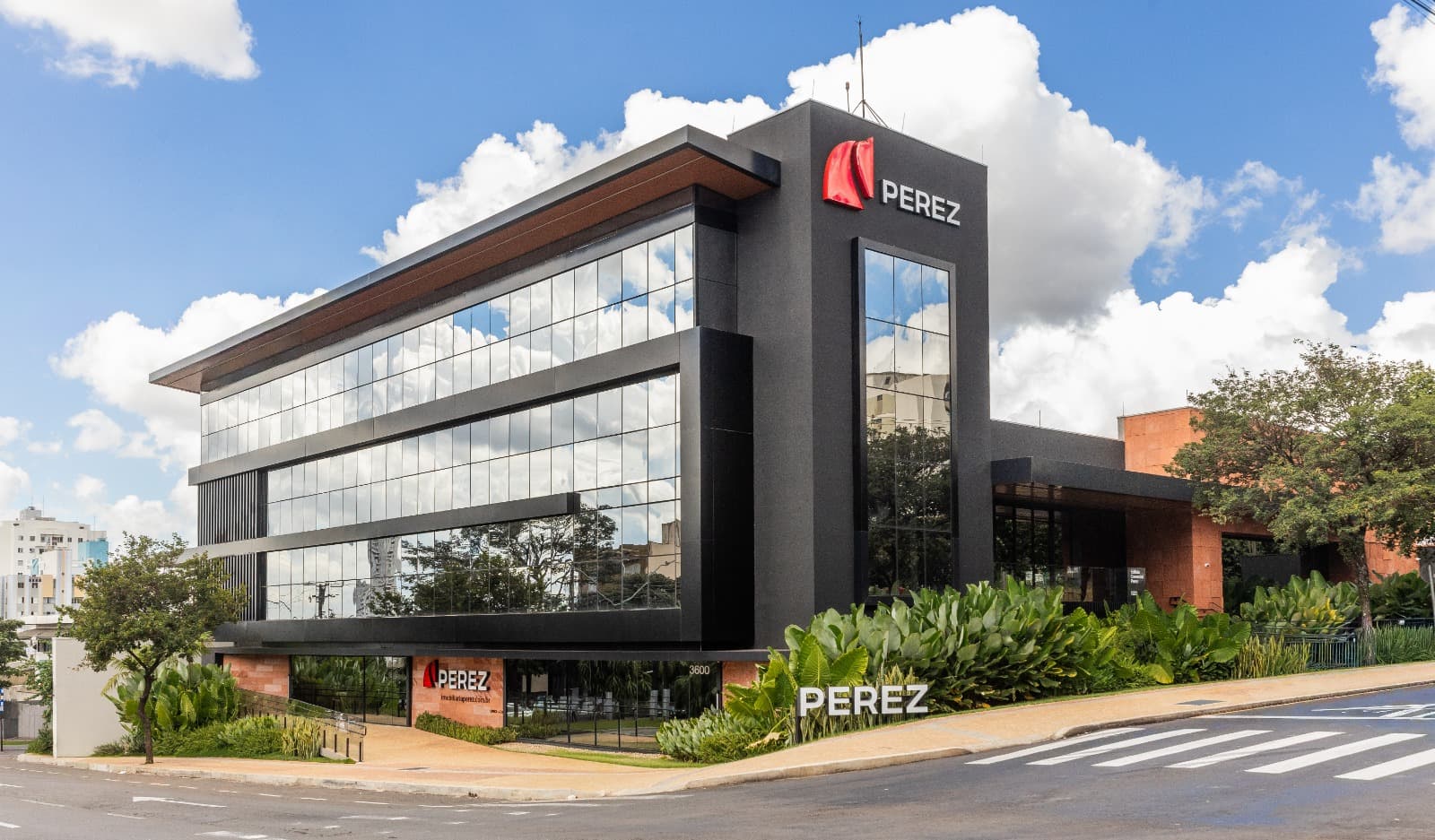 Imobiliária Perez: 35 anos fazendo parte da história de Londrina