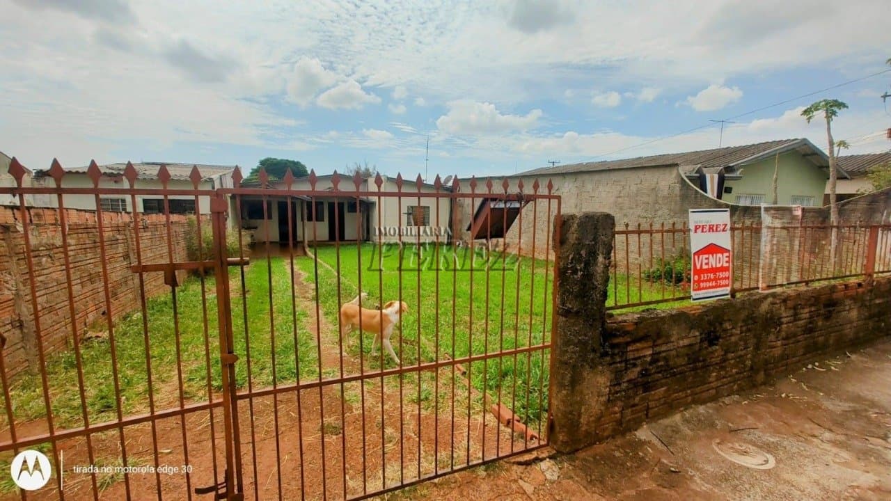 Casa à venda na Rua Nápoles, Jardim Piza - Região sul de Londrina